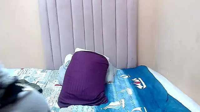 ThickDiva99 Chat XXX in diretta