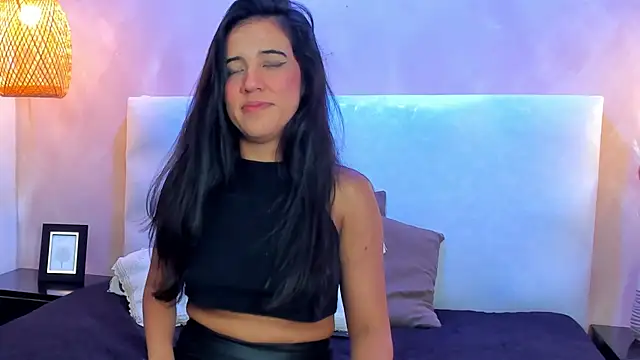 Chat +18 de Piinksoul149 ao vivo