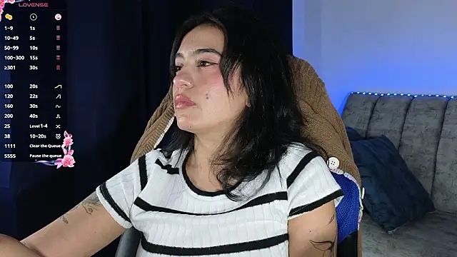 ZaraDames_'s Live XXX Chat