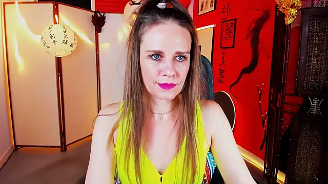 EmiliaBedy Chat XXX in diretta