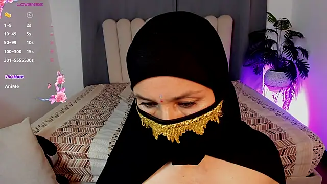 Chat +18 de Latifa_ali ao vivo