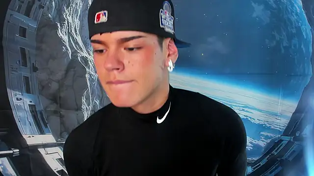 Pertunjukan Kamera Web Mk_Desire