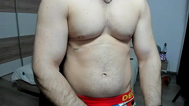 Chat XXX en directo de RobbyShawz