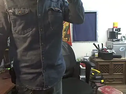 CloudDadddyyy420: διαδικτυακό σόου στην κάμερα