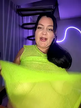 Pertunjukan Kamera Web Vicky_Sixx