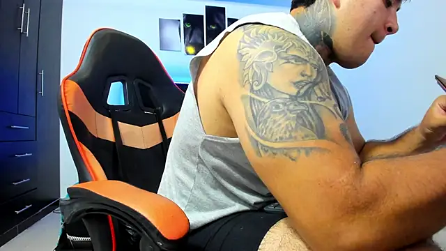 Chat XXX ao vivo de thiago__cp01