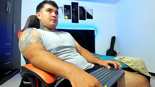 Chatroom XXX en direct de thiago__cp01