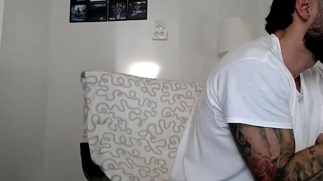 Verycutex's Live Sex Cam Show