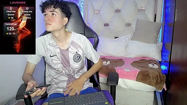 johnny_cageeのウェブカメラショー