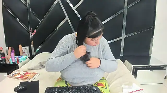 Criistaal_ Chat XXX live