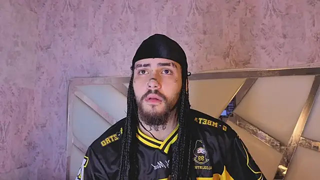 Chat +18 de Benny_and_Mark ao vivo