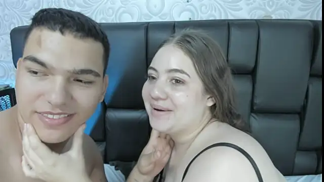 EvelynAndMason Webcam-Show