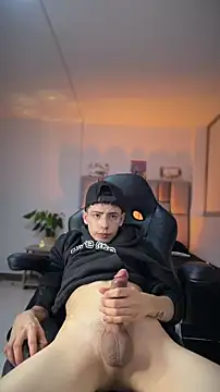 Sebastian_Reedn Live XXX chat