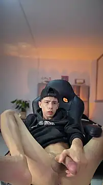 Sebastian_Reed Chat XXX in diretta