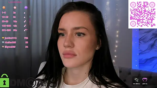 Aria_Mila élő XXX-chatje