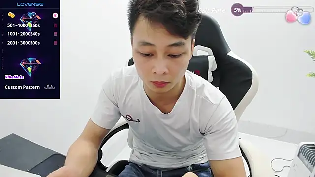 X-manh 在線直播表演