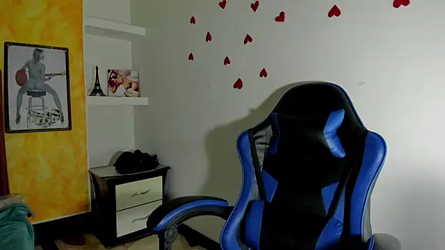 honeyluxe_ Chat XXX in diretta