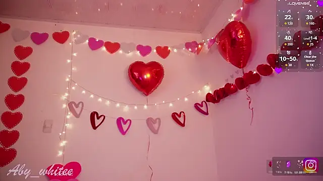 AbyWhitee's Live XXX Chat