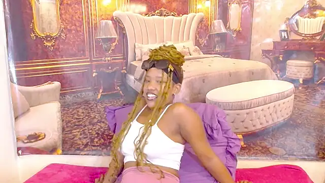 EroticSexyPrada: онлайн-секс-чат