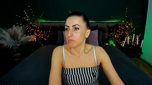 Rebecca_Diamond 라이브 XXX 채팅