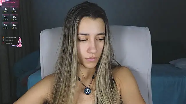 hot_ass_18 Chat XXX in diretta