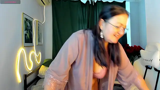 hottyannaa's Live XXX Chat