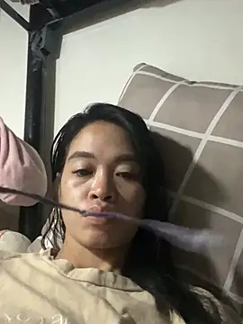 pinay4uwithagoodheart Adlı Modelin Canlı XXX Sohbeti