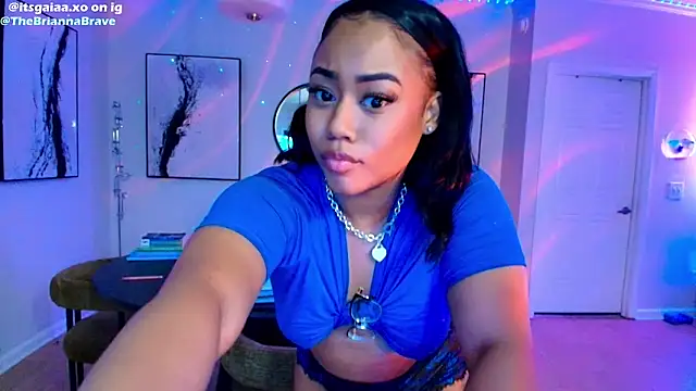 BriannaBrave 即時 XXX 聊天