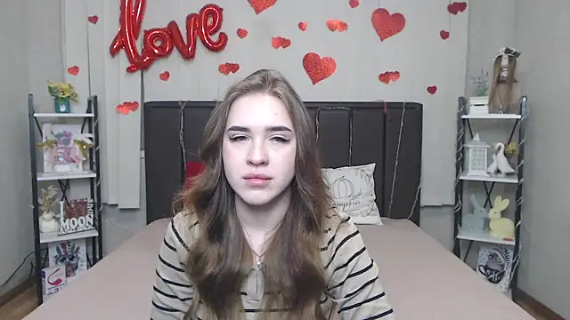 LauraHlot's Live XXX Chat