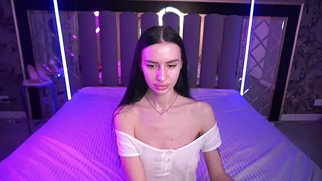 Snow_WhiteeeX লাইভ XXX চ্যাট