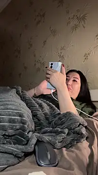 Naughtbaby_2025's Live XXX Chat