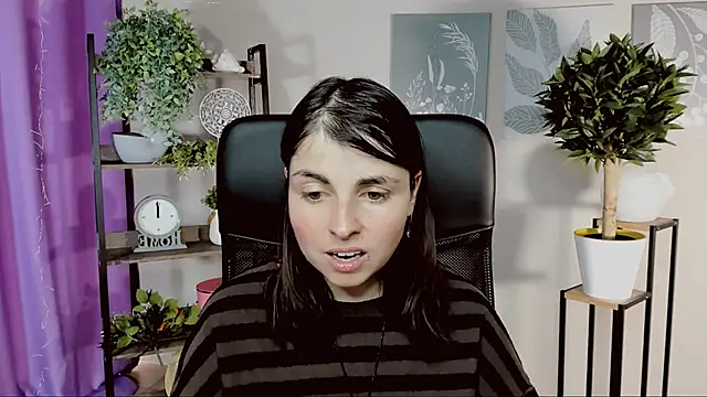 MartaEdams' Live XXX Chat