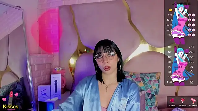 NaniiSisy 现场XXX聊天