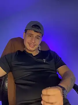 BjornSteel 라이브 XXX 채팅