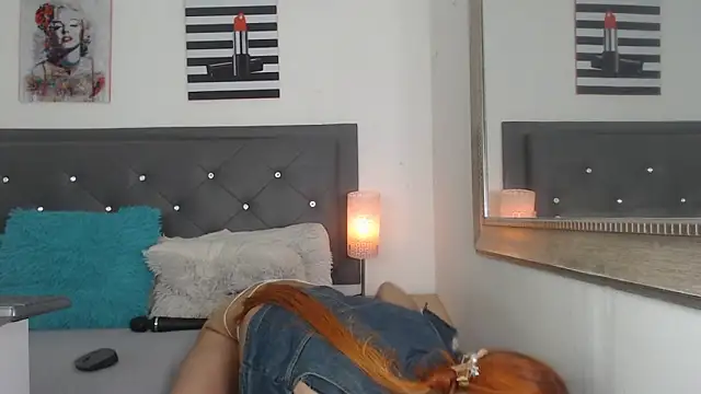 kaylani_lee_'s Webcam Show