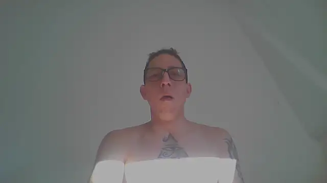 TitanNoir Webcam Show