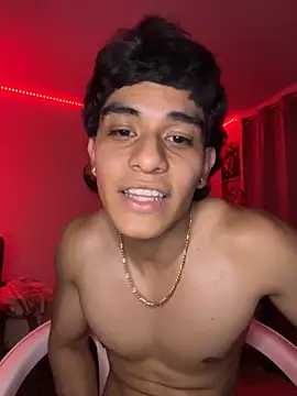 Show de IronLatino na webcam