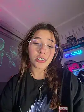 crystal_bunny7's Live XXX Chat