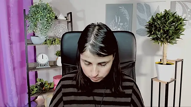 MartaEdams live XXX chat