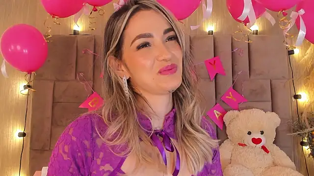 ClaradelMar Chat XXX live