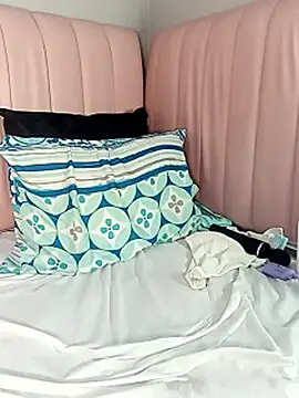 Miaaffox Chat XXX live