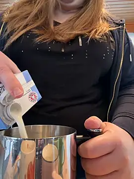 แชท XXX สดของ BootyLola