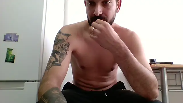 Alphamale91 Webcam show