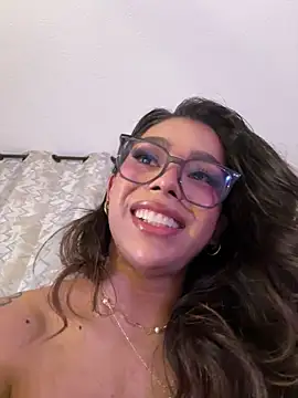 Chat +18 de Samantha_Bernardo ao vivo