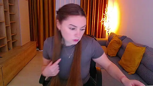 _Mia_AdamsのライブXXXチャット