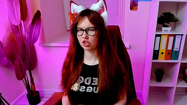 CarolGiggly's Live XXX Chat