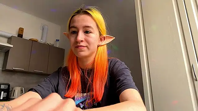 EmilyHein's Live XXX Chat