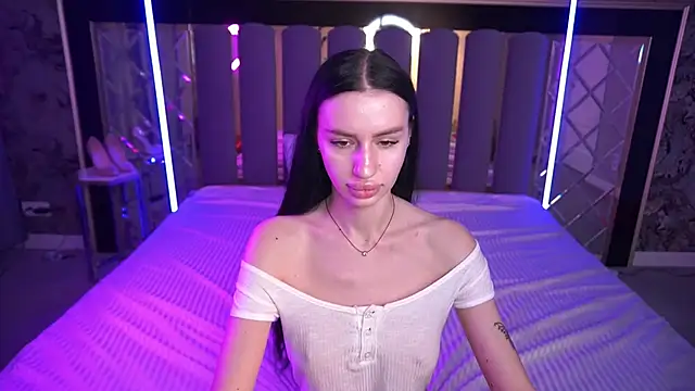 Chatroom XXX en direct de Snow_WhiteeeX