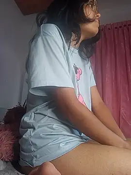 Chat XXX en directo de luna_velveth