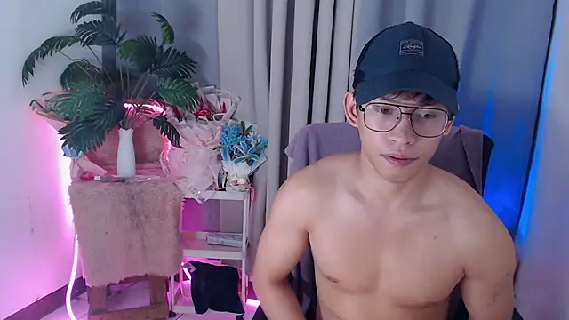 pinkcock_froi2305's Live XXX Chat